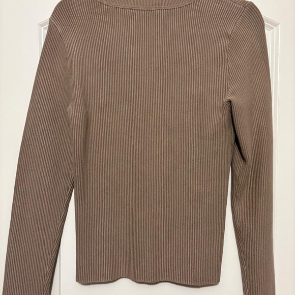 Brand new Abercrombie ribbed sweater • size M - Picture 2 of 3